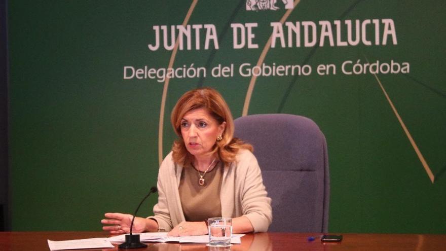 La Junta de Andalucía presume de «récord de inversión» en salud desde 2019