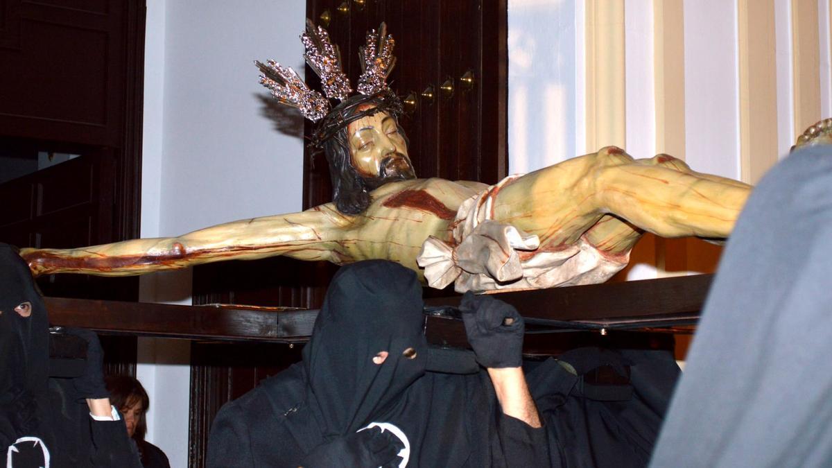 Cristo del Perdón y la Pobreza (madrugada Viernes Santo).