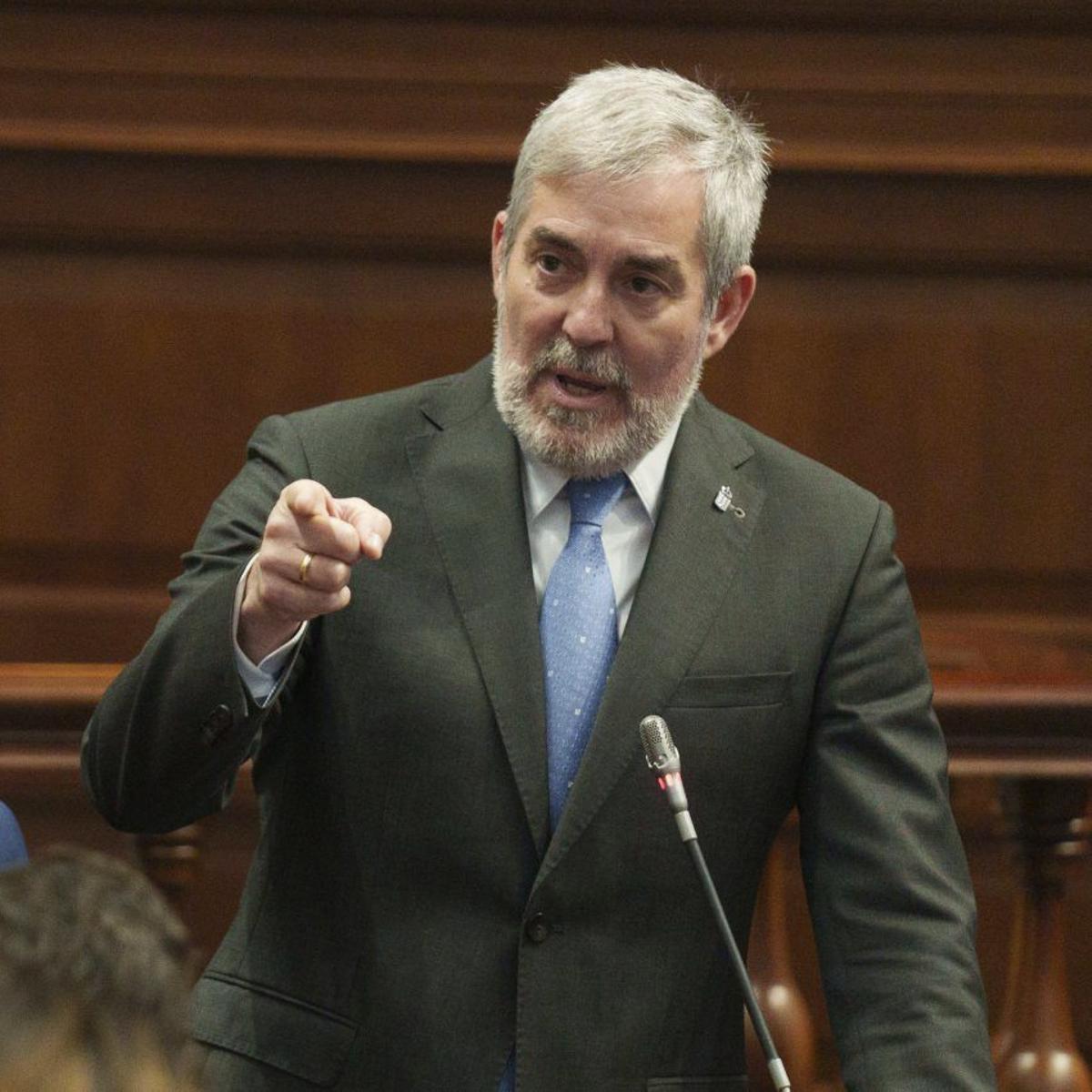 Clavijo adverteix el cap de l’Executiu que no oblidarà "les mentides"