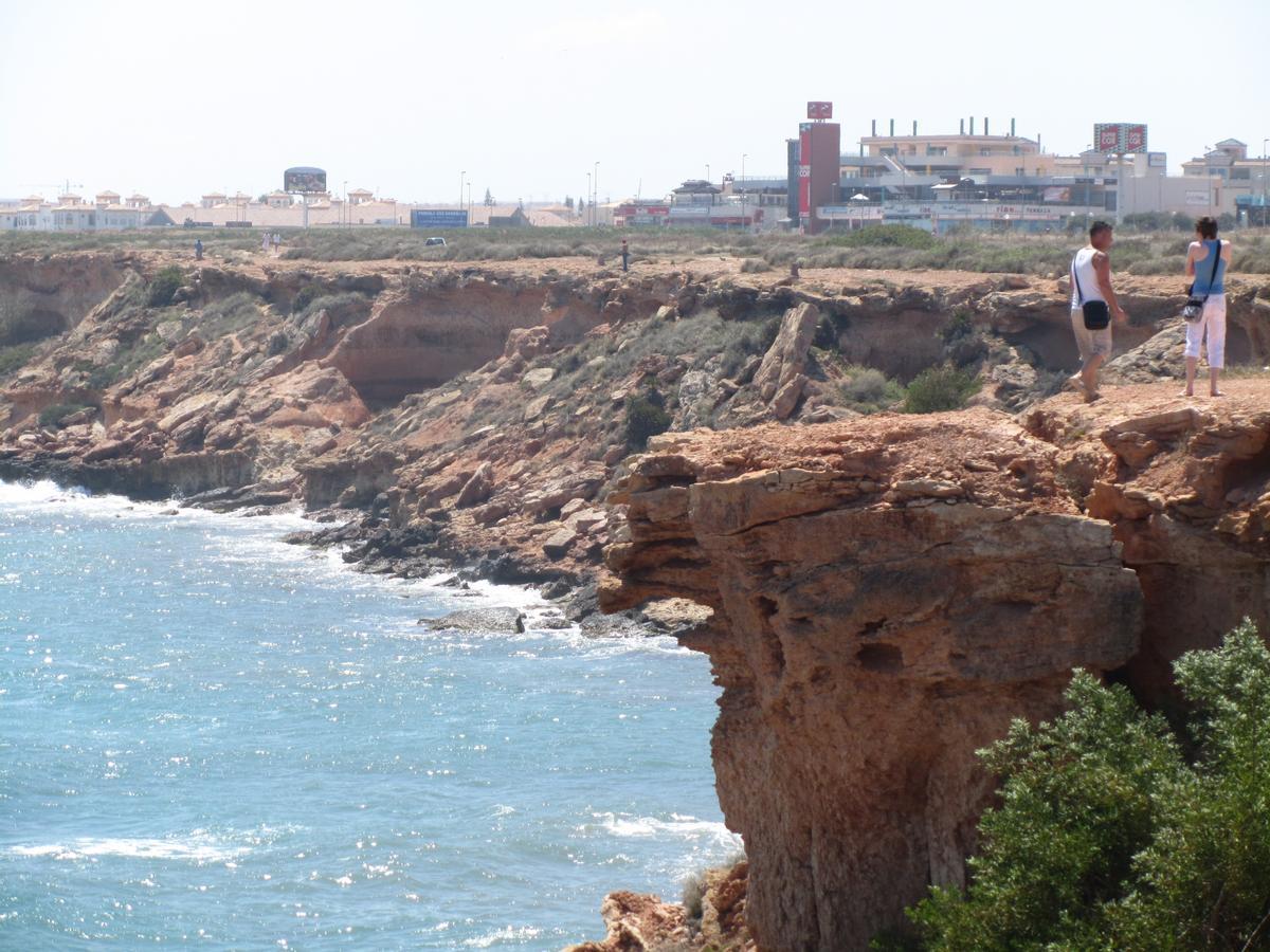 Cala La Mosca- Cabo Peñas en una imagen captada desde el extremo norte de los acantilados