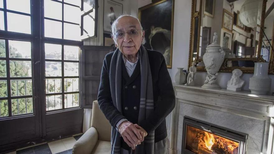 irma la aportación de 50.000 euros al legado de la finca de Francisco Brines