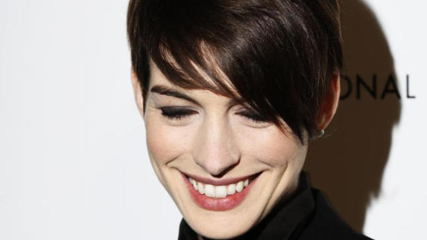 Anne Hathaway.