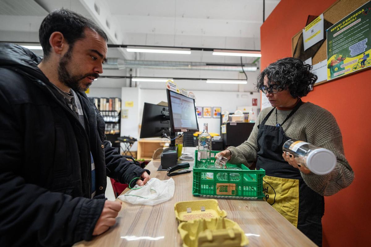 El Govern impulsarà un nou segell per condicionar l’accés de cooperatives o fundacions a contractes públics El Govern impulsarà un nou segell per condicionar l’accés de cooperatives o fundacions a contractes públics