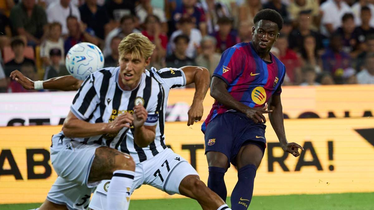 Una acción del Udinese-Barça