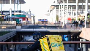 El 80% dels repartidors de Glovo no volen ser plantilla