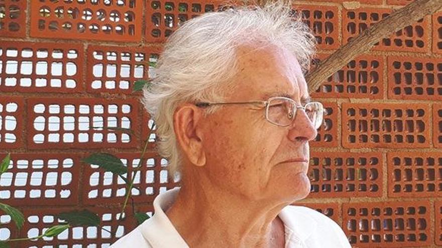 Martínez Valero explora la memoria y el tiempo en ‘Aquel jardín’