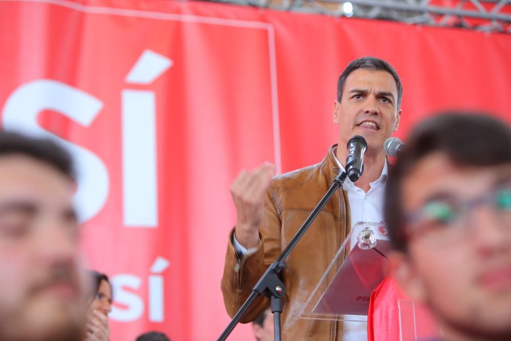 Acto de Pedro Sánchez en Burjassot