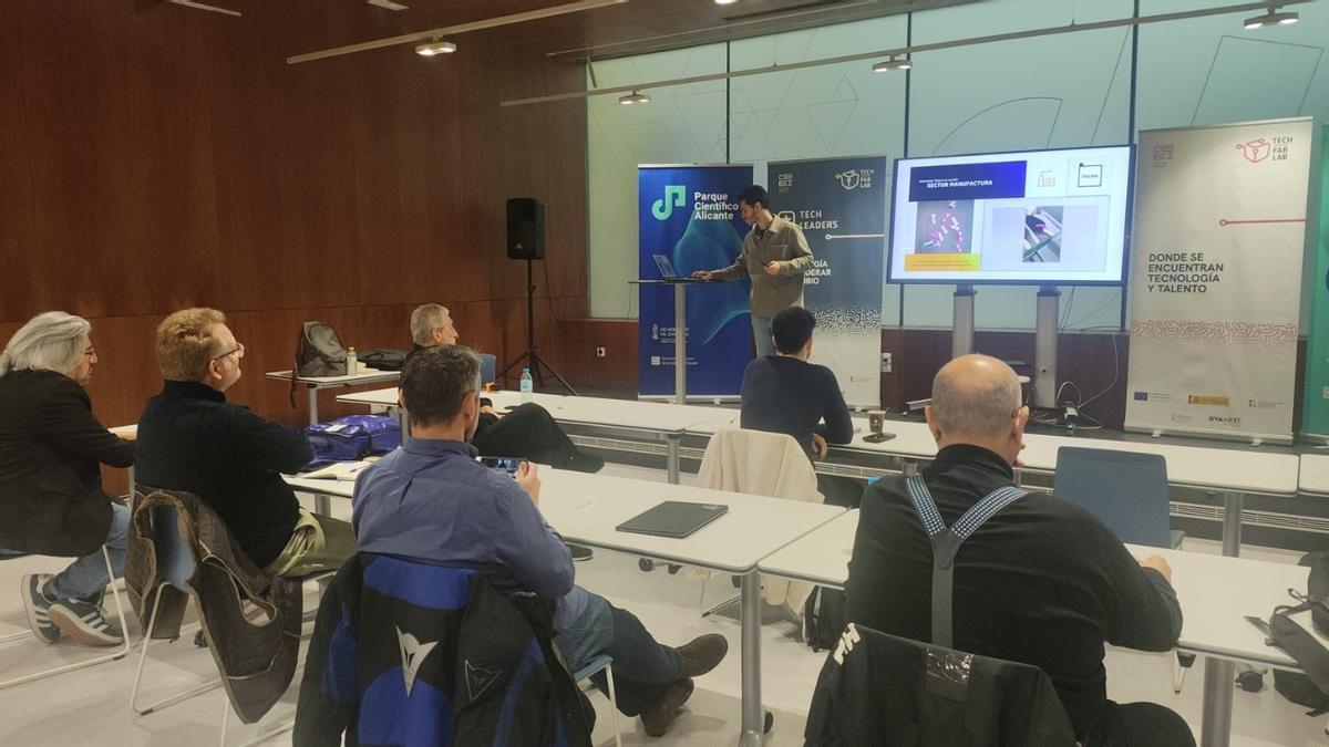 El CEEI de Elche lanza tres programas estratégicos para acelerar startups y empresas dentro de la iniciativa Tech FabLab Comunitat Valenciana
