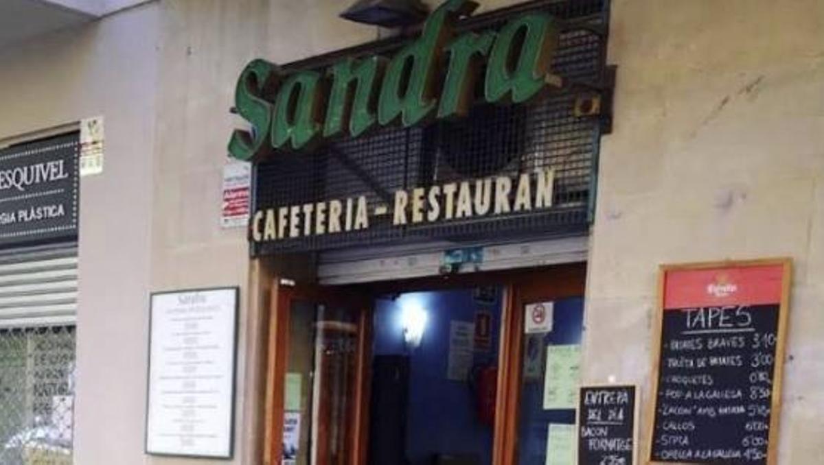 La entrada de Bar Sandra.