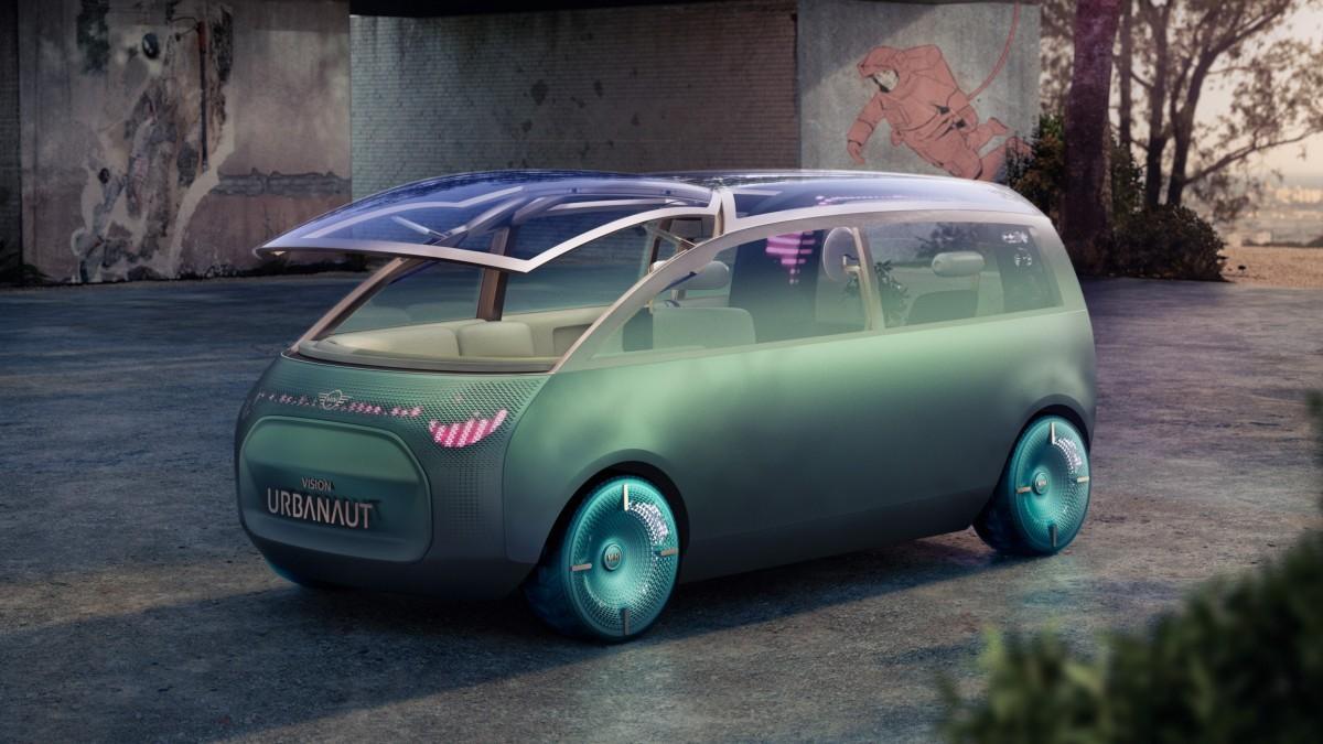 Mini Vision Urbanaut: un monovolumen eléctrico y autónomo que reinventa el espacio