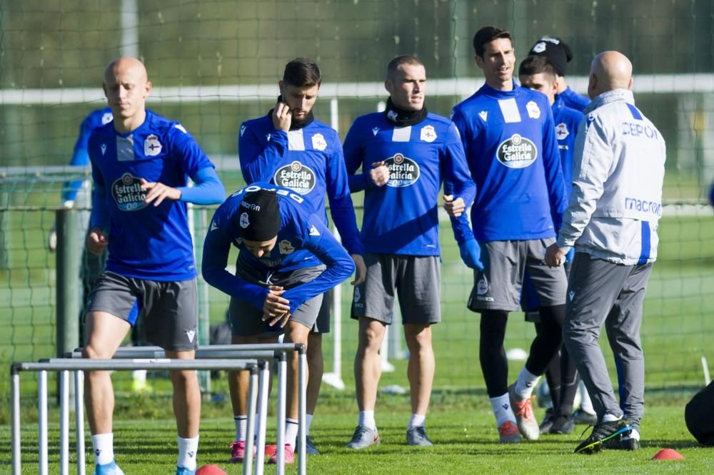 La plantilla deportivista regresa a los entrenamientos para comenzar a preparar la visita al Racing de Santander del próximo sábado.