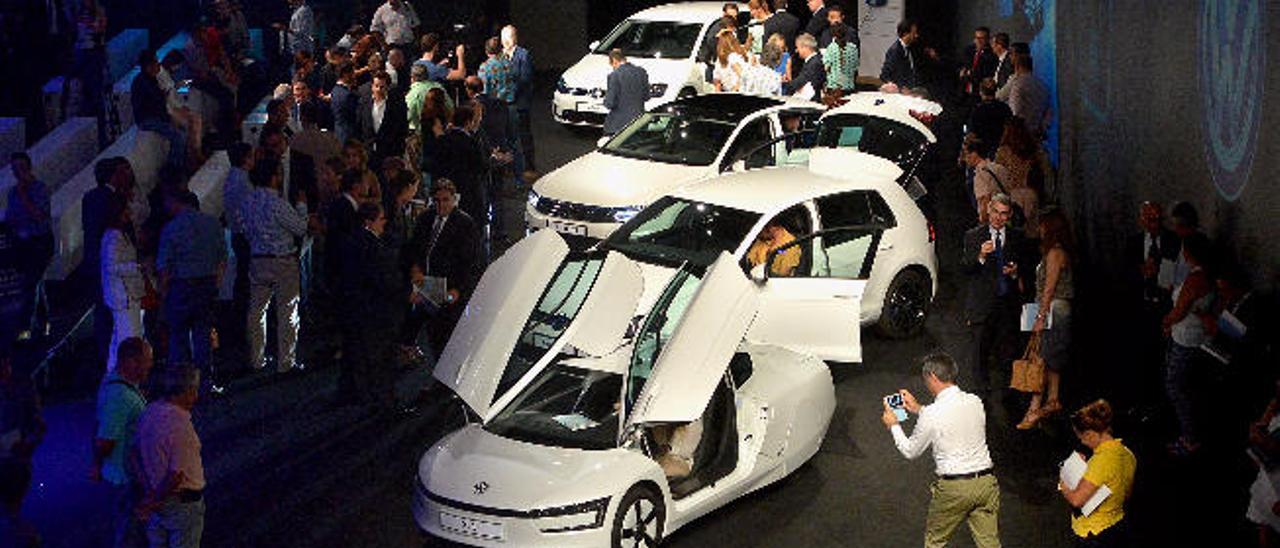 Gama de vehículos híbridos enchufables y eléctricos, que presentó ayer el grupo Volkswagen en el audtorio Expomeloneras.