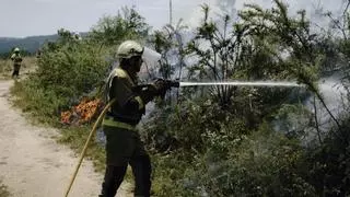 Desactivan la Situación 2 del incendio de Boborás tras dos días de lucha contra el fuego y 250 ha calcinadas: «Esto tenía que suceder tarde o temprano»