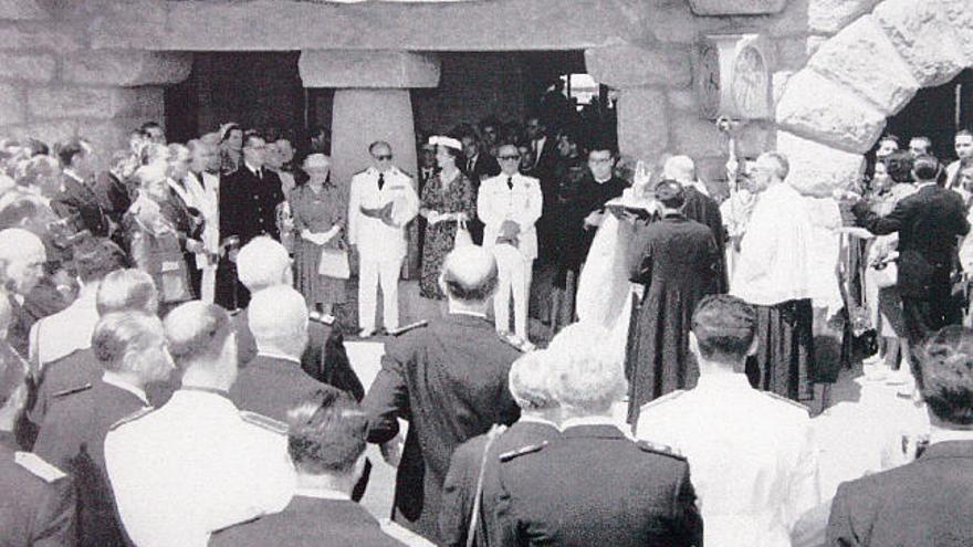 Franco y Carmen Polo, en la visita inaugural a Ourense.  // Rep. J.Regal