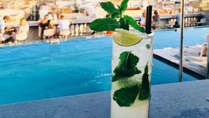 Mojito Passion en el Rooftop del Hotel Ohla Barcelona.