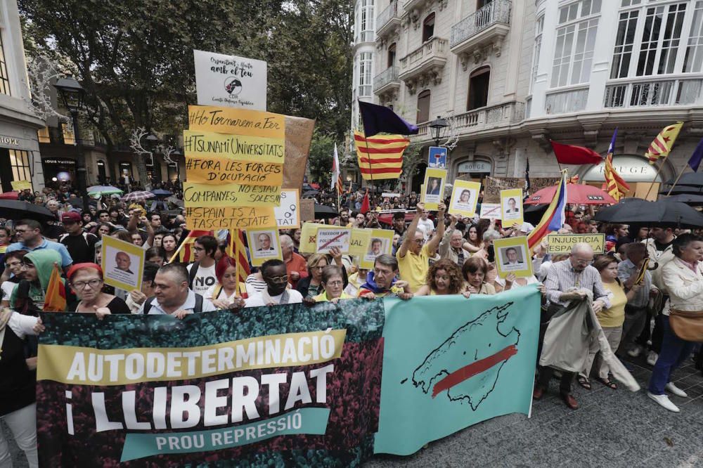 Miles de personas contra la sentencia del 'procés' en Palma