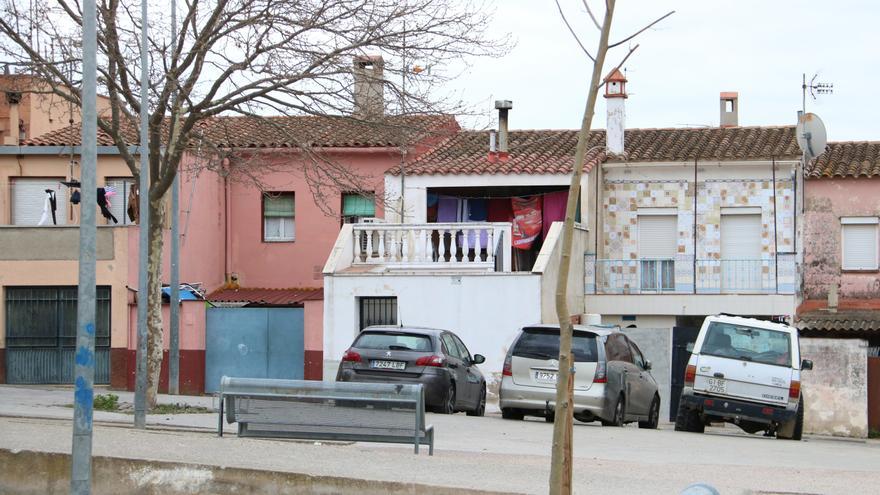 Un de cada tres habitatges del barri del Culubret de Figueres té la llum punxada