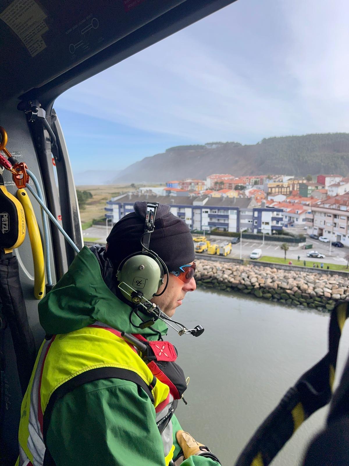 Labores de búsqueda con medios aéreos.