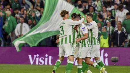 Betis - Sevilla: El gol de Isco desde el punto de penalti