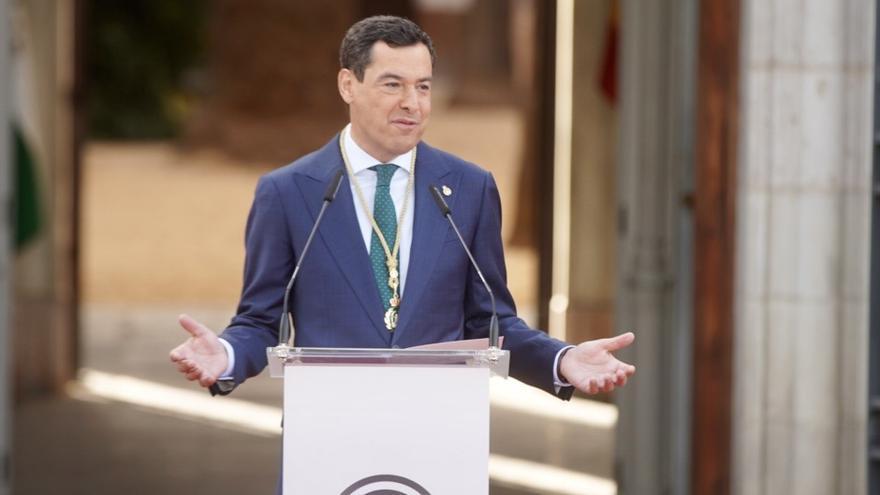 El presidente de la Junta de Andalucía, Juanma Moreno, pronuncia el discurso de su toma de posesión en la XII legislatura