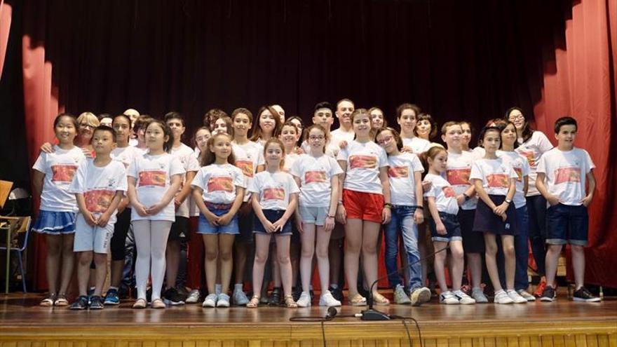 Los alumnos del Aula Confucio celebran el fin de curso