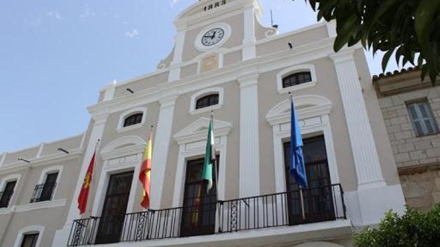 El ayuntamiento y el Puente Romano se iluminarán de amarillo contra la pena de muerte