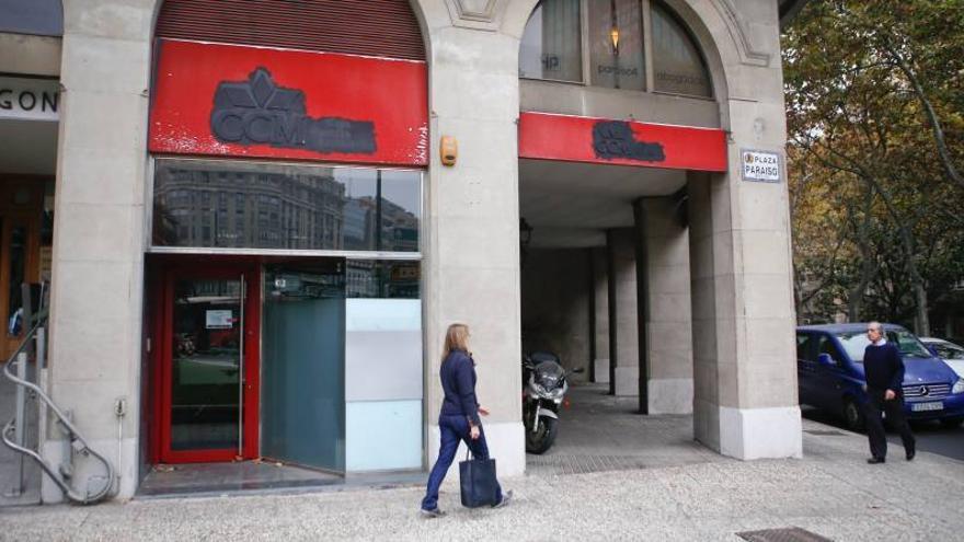 La banca recorta 1.600 empleos en Aragón tras cerrar casi 500 oficinas