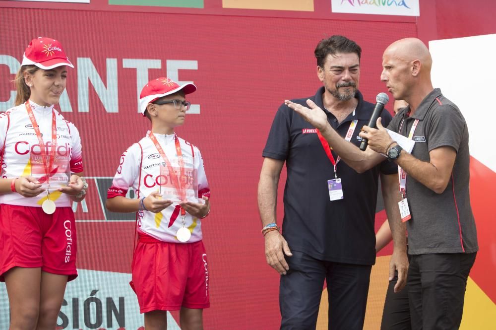 Llegada a Alicante de la tercera etapa de la Vuelta