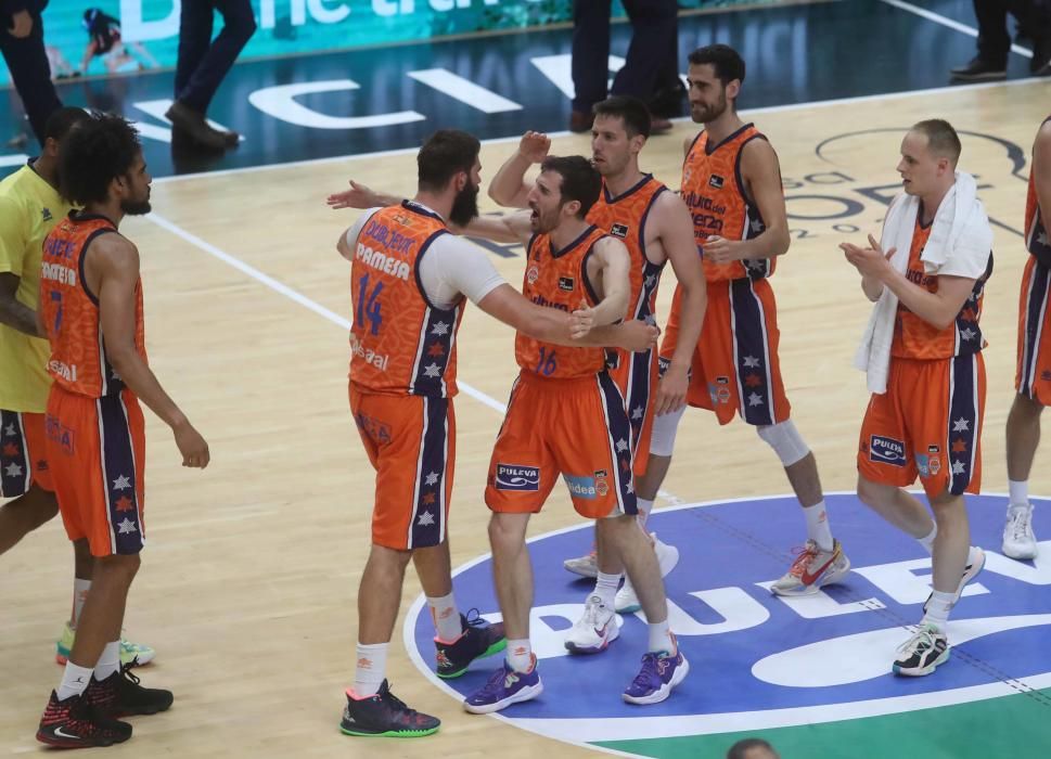 Valencia Basket Club vs TD Systems Baskonia . PlayOff