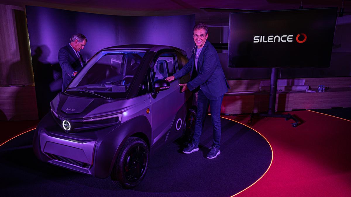 Silence estrena sede y presenta el S04, su primer coche eléctrico