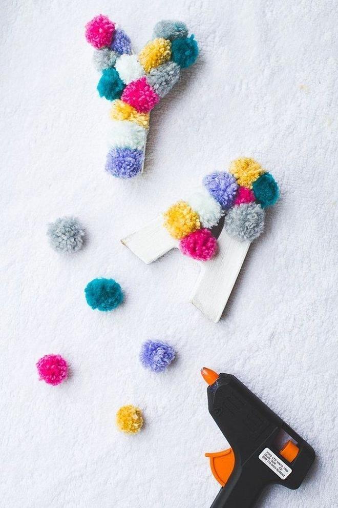 Navidad 2015: Regalos DIY - Letras de pompones
