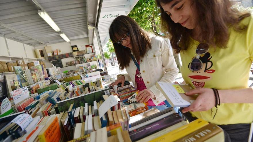 Trece librerías de la ciudad protagonizarán la primera Festa dos Libros