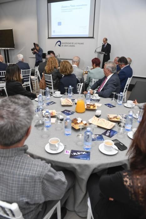 El presidente de la Agencia Nacional de Evaluación de la Calidad y Acreditación (ANECA), José Arnáez, en los desayunos Universidad-Sociedad