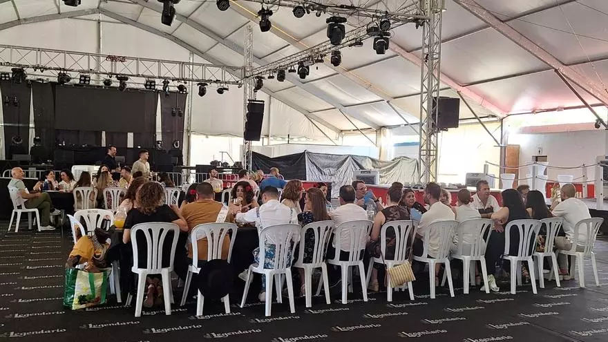 Comidas de grupos en la Caseta Municipal