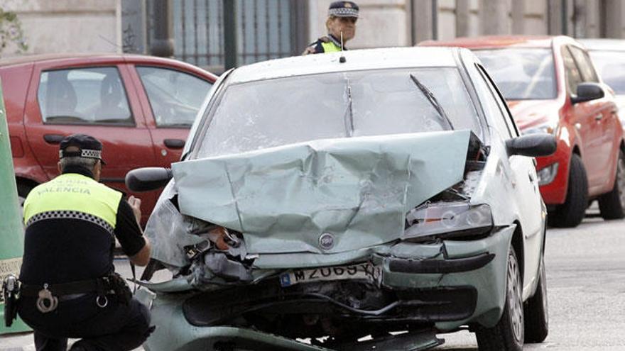 En las vías urbanas las mujeres tienen más riesgo de sufrir un accidente.