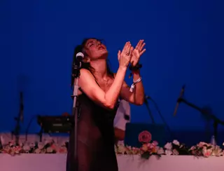 La artista Queralt Lahoz: "Ver a alguien llorar con tu música es lo mejor que te puede pasar"