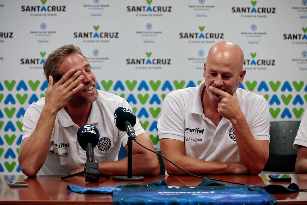 Despedida a Albert Español, entrenador del Echeyde waterpolo