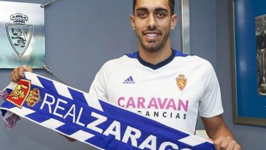 Borja Iglesias será presentado como nuevo jugador del Zaragoza este martes