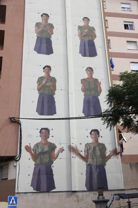 Mural de Hyuro al barri de Sant Narcís