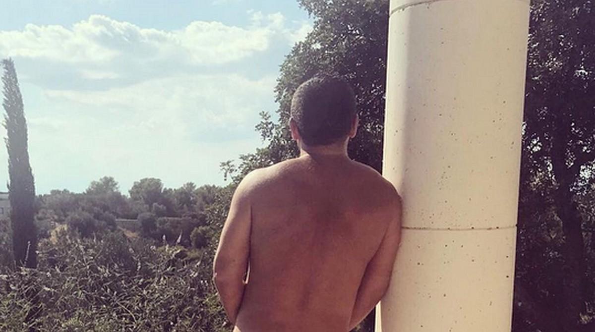 Jorge Javier Vázquez se desnuda (otra vez) para sus seguidores