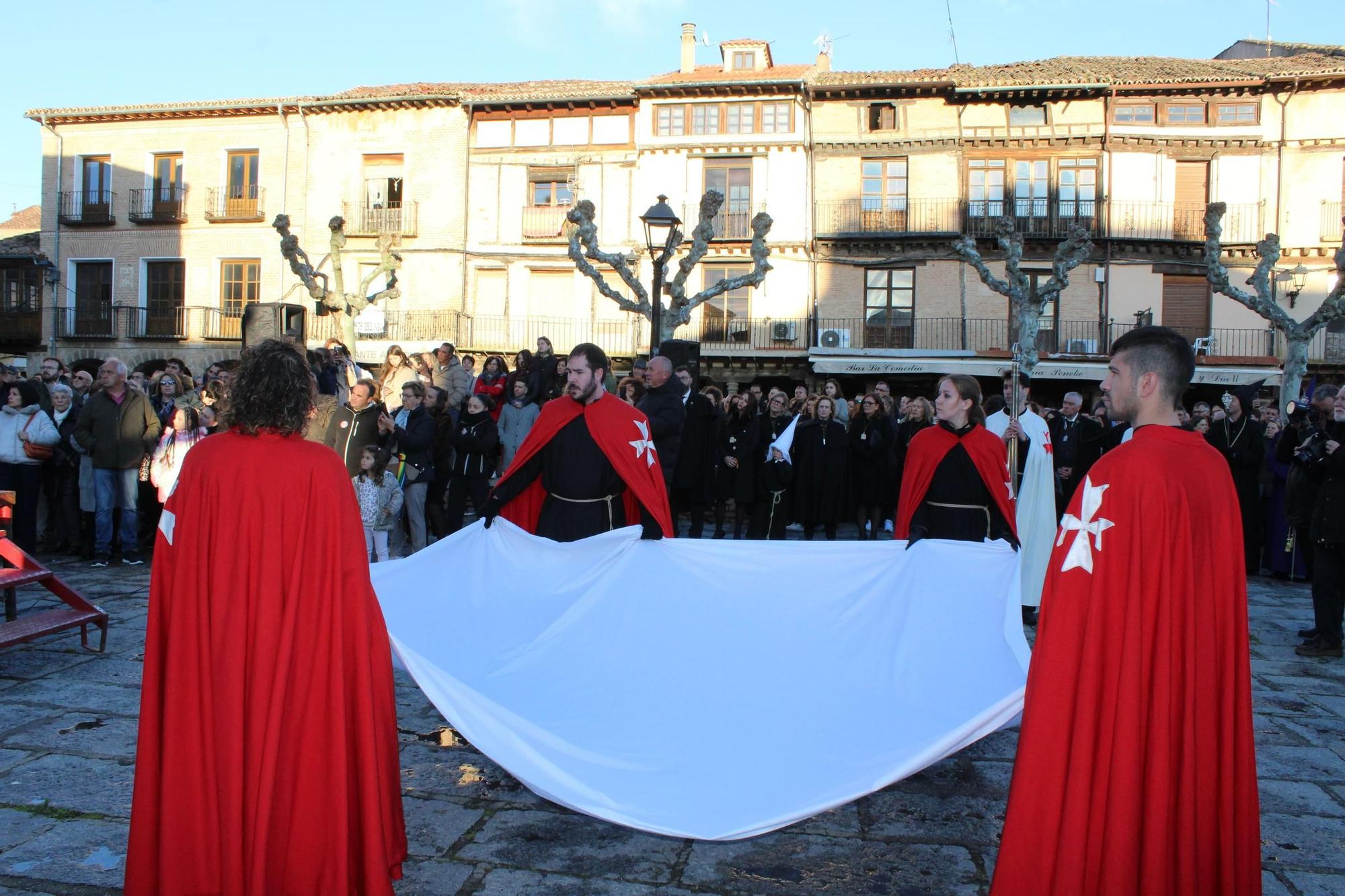 GALERÍA | Procesión Oficial de Jesús Muerto de Toro
