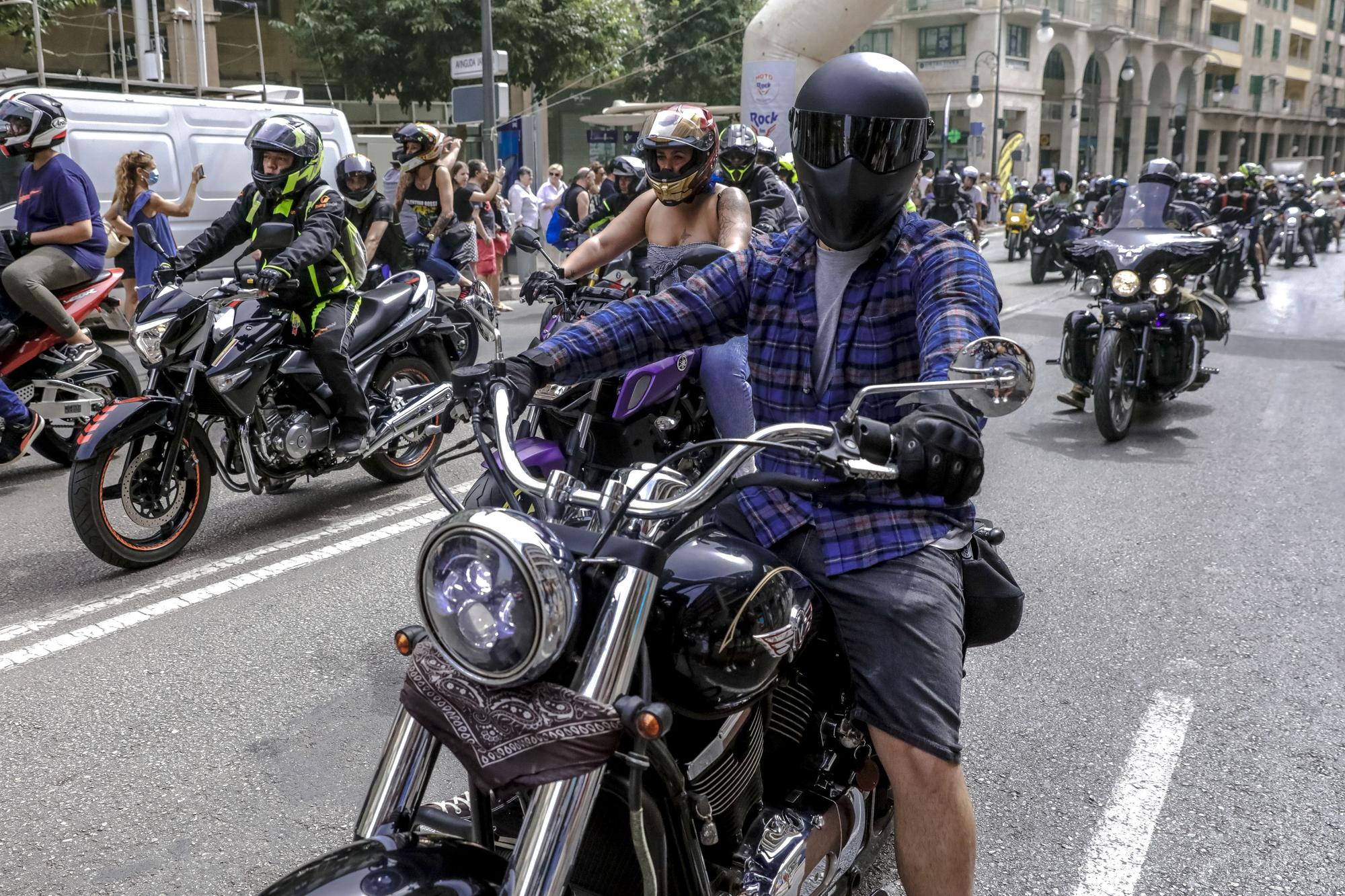 Unas 2.000 motos participan en la Motorock FM de Mallorca