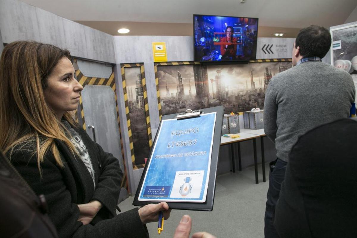 Presentan una escape room en el Instituto Asturiano de Prevención de Riesgos Laborales para sensibilizar sobre el tema de los riesgos laborales a estudiantes de FP
