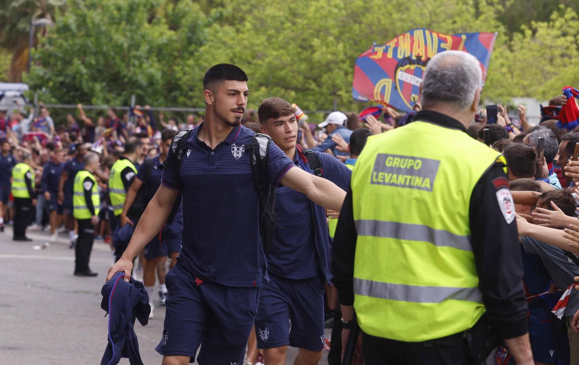 Así fue la emocionante recepción al Levante UD