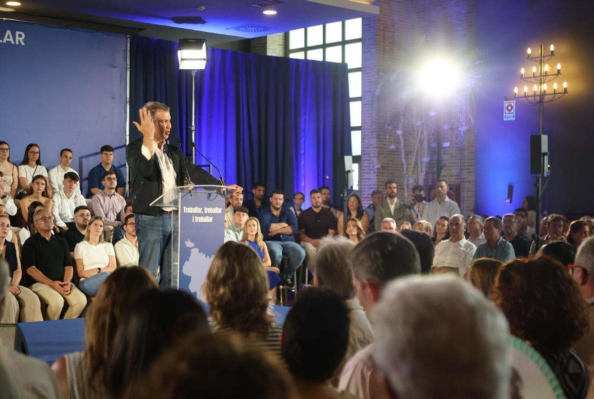 Feijóo, Llorca y Mompó en el almuerzo del PP en Sueca Feijóo, Llorca y Mompó en el almuerzo del PP en Sueca