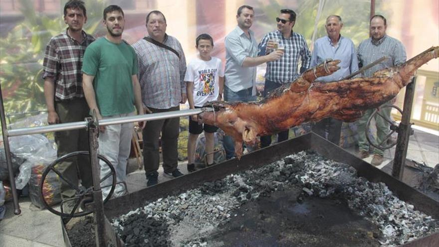 La ‘Gran marranada’ de Villafranca abre la fiesta