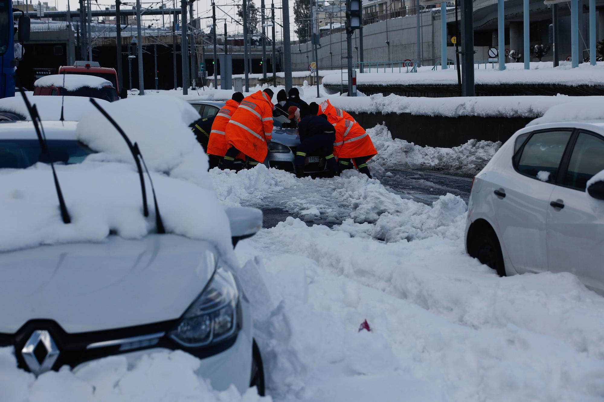 Grecia, bajo una gran nevada provocada por el temporal Elpis.