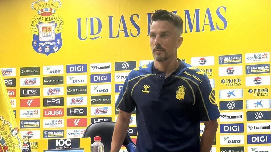 Rueda de prensa de De la Barrera, antes del Éibar-UD Las Palmas