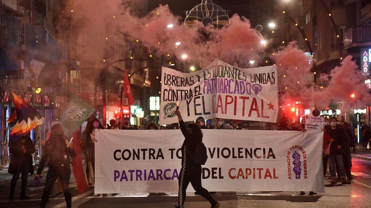 &quot;Fuera machistas de nuestros barrios&quot;