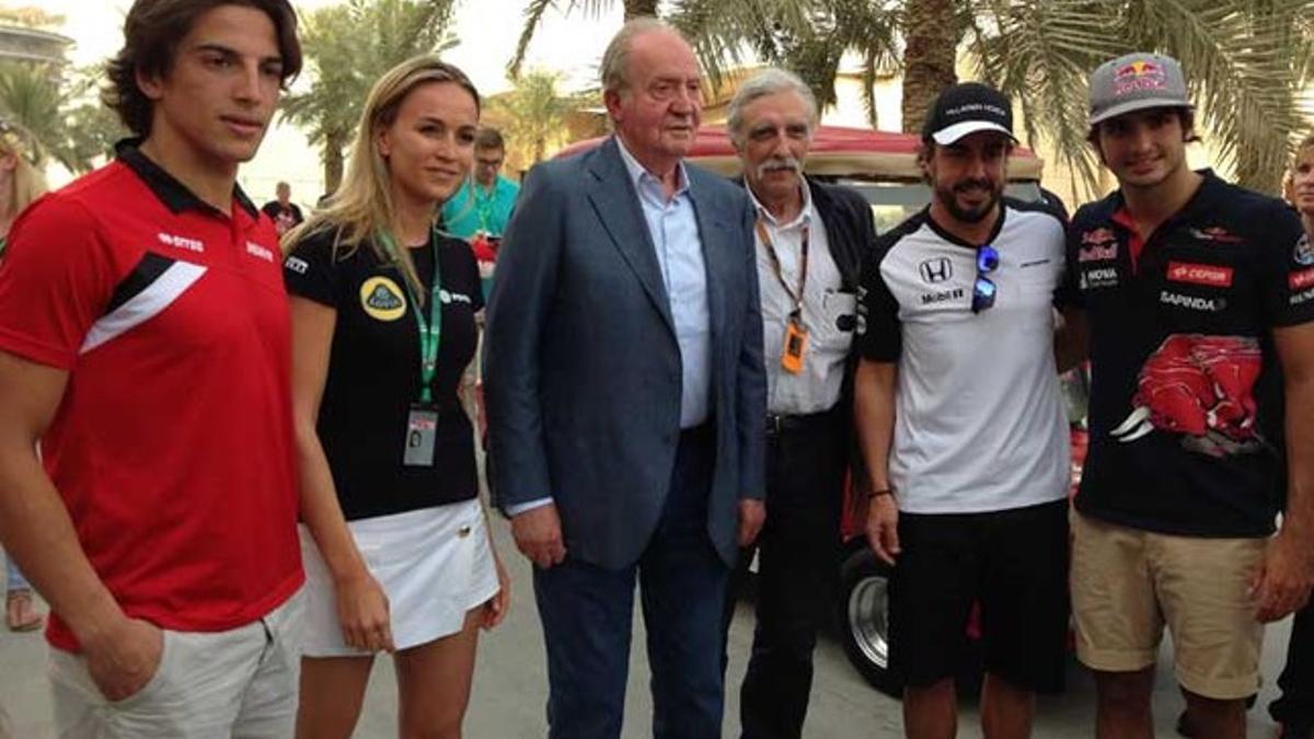 El rey Juan Carlos I acudió este viernes al circuito de Sakhir